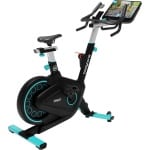 Bodytone Active Bike 400 Smart Screen (Blauw) - Spinningfiets met luxe entertainment scherm - Connectiviteit met Zwift, Kinomap, Bkool, Onelap & meer - 18 KG vliegwiel - Shimano pedaalas - 1 maand gratis CYCLEMASTERS®