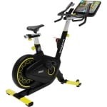 Bodytone Active Bike 400 Smart Screen (Geel) - Spinningfiets met luxe entertainment scherm - Connectiviteit met Zwift, Kinomap, Bkool, Onelap & meer - 18 KG vliegwiel - Shimano pedaalas - 1 maand gratis CYCLEMASTERS®