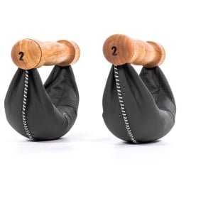 NOHRD Swing Dumbbells Kersen 4kg - Set van 2 - Leren Gewichtszak - Ergonomisch Houten Handgrepen - Functionele Krachttraining