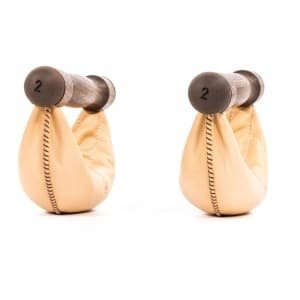 NOHRD Swing Dumbbells Walnoot 1kg Natuur - Set van 2 Halters - Echt Leren Gewichtszak - Ergonomische Walnoothouten Handgrepen - Voor Krachttraining & Functionele Training