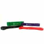 Complete set van 4 weerstandbanden met verschillende sterktes - ideaal voor krachttraining, revalidatie of thuisworkouts.