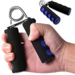 Handgrip Trainer - 25KG Weerstand - Foam Hand Gripper met RVS Veer & Antislip Greep - Compacte Hand- en Armversterker - Blauw/Zwart Handtrainer voor Fitness, CrossFit & Krachttraining - 9x12 cm - 80 g