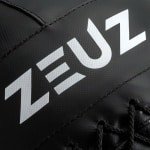 ZEUZ Wall Ball 9 KG Pro+ Geschikt voor CrossFit, Fitness & Hyrox - PU Foam Vulling & Vinyl - 9kg & 35 CM Diamter - Zwart & Wit