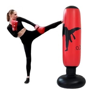 MK Stoer - Bokszak voor thuis - Opblaasbaar - Inclusief handschoenen - Geschikt voor fitness - Zwart en rood - Doelschieten - MMA training - Cardio workout met bokszak - Geschikt voor beginners en gevorderden - Thuis fitness accessoire