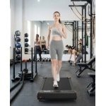 Loopband Inklapbaar met Helling voor Thuis & Onder Bureau - Compact Walking Pad 1-8 km/u - Stille 2,5 PK Motor - LCD Display - Ruimtebesparend & Lichtgewicht - Designbest