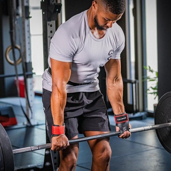 Straps voor krachttraining, fitness lifting straps, crossfit grips voor krachtsport, bodybuilding en crossfit, grippads fitness met 7 mm polskussen, ideaal voor zware gewichten, rood, M